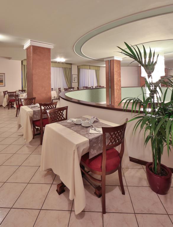 Hotel Terme Imperial Монтегрото Терме Екстериор снимка